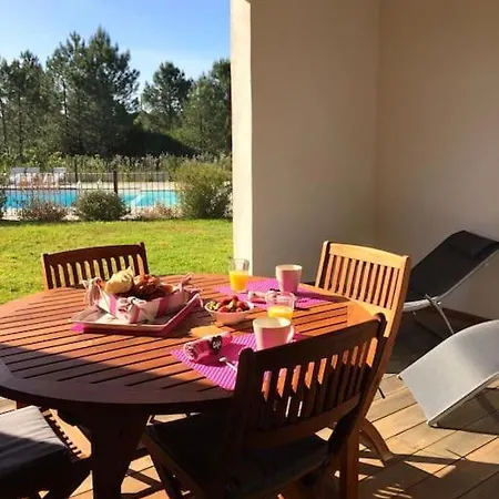 Appartement Cala Rossa Park Appart N°5 *